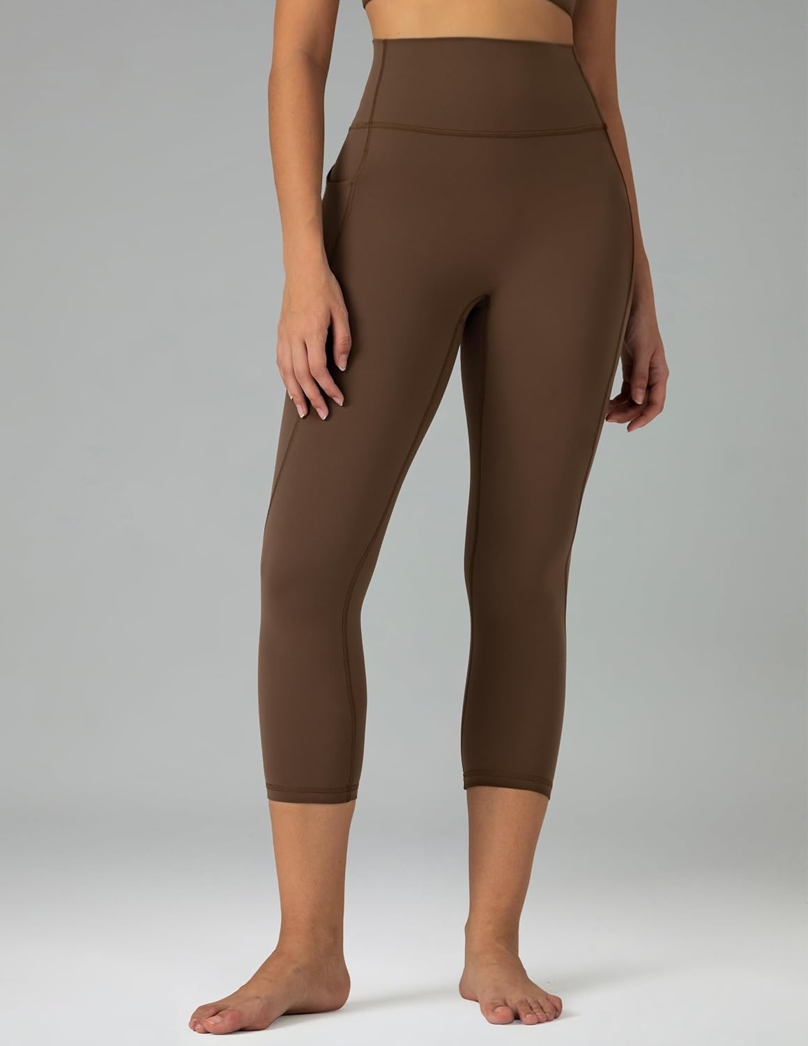 image:imageColorfulkoala Dreamlux No Front Seam Capri Leggings with Pockets for Women High Waisted 21 Buttery Soft Yoga PantsCocoa