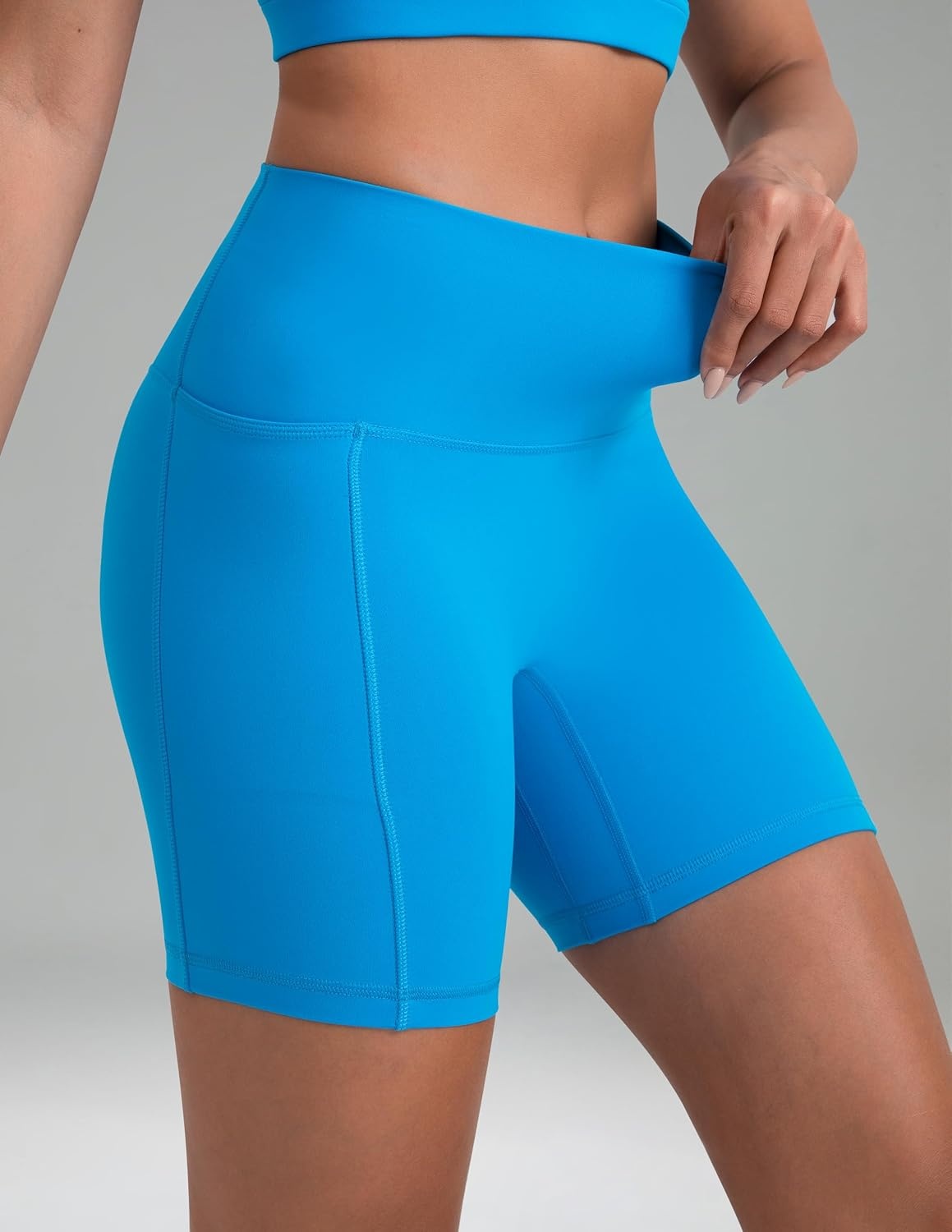 image:imageColorfulkoala Dreamlux No Front Seam High Waist Biker Shorts with Pockets for Women 6 Inseam Tummy Control Yoga ShortHawaiian